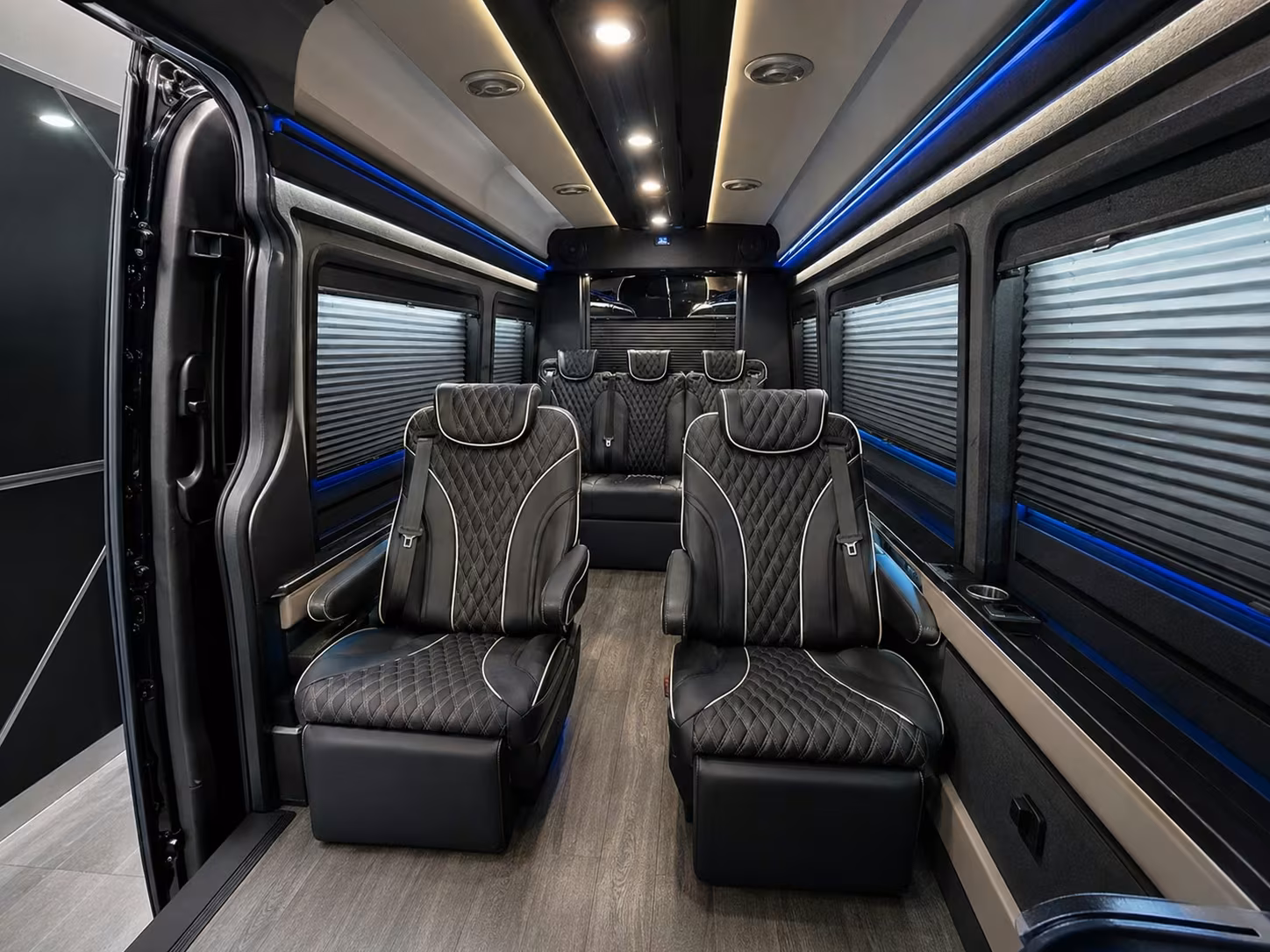 airport transportation for auburn sports teams and schools