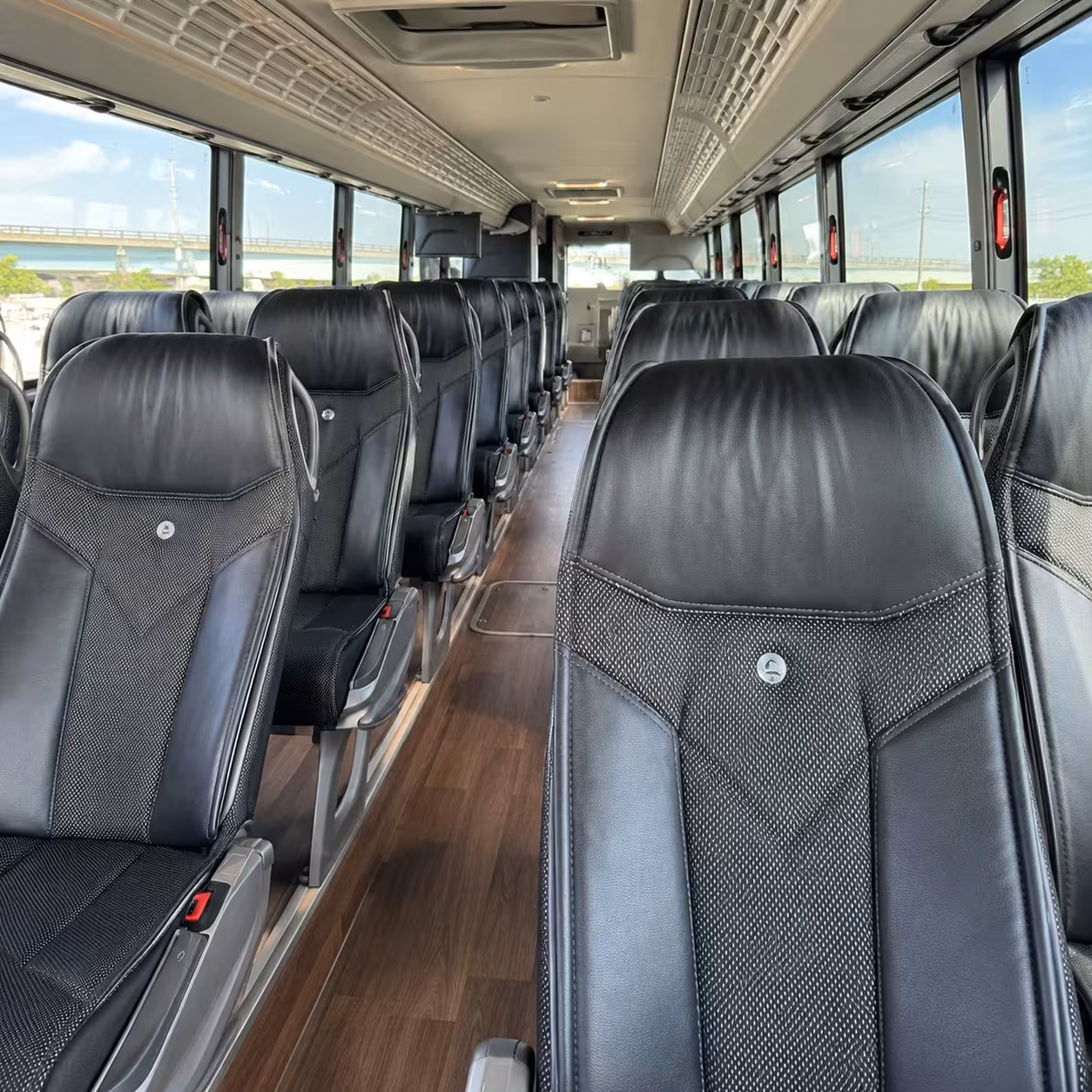 auburn charter bus rentals to sea tac airport