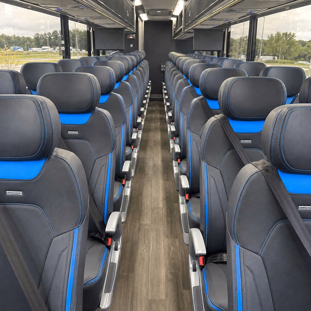 auburn charter buses