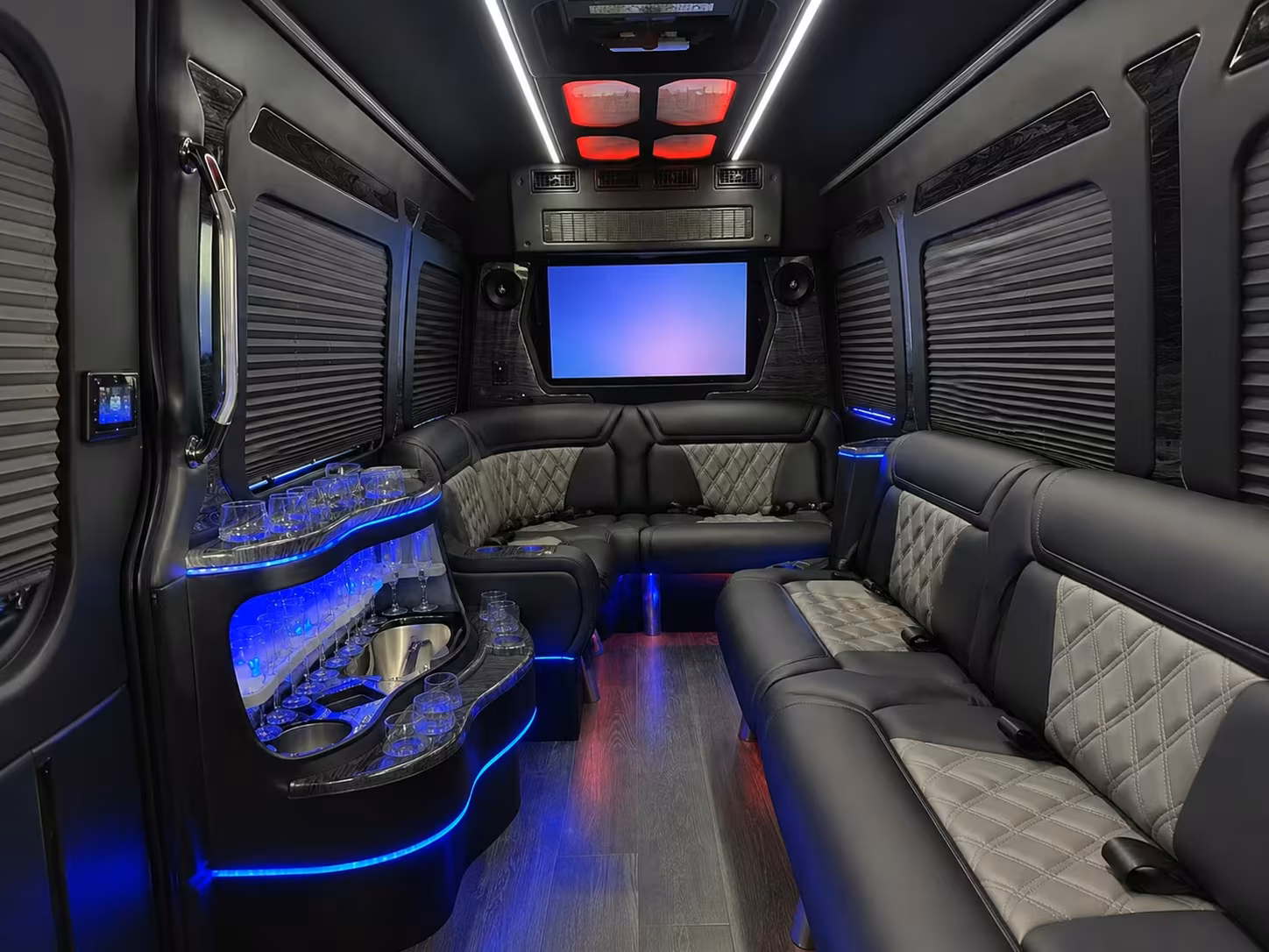 auburn worksite shuttle buses for manufacturing and logistics