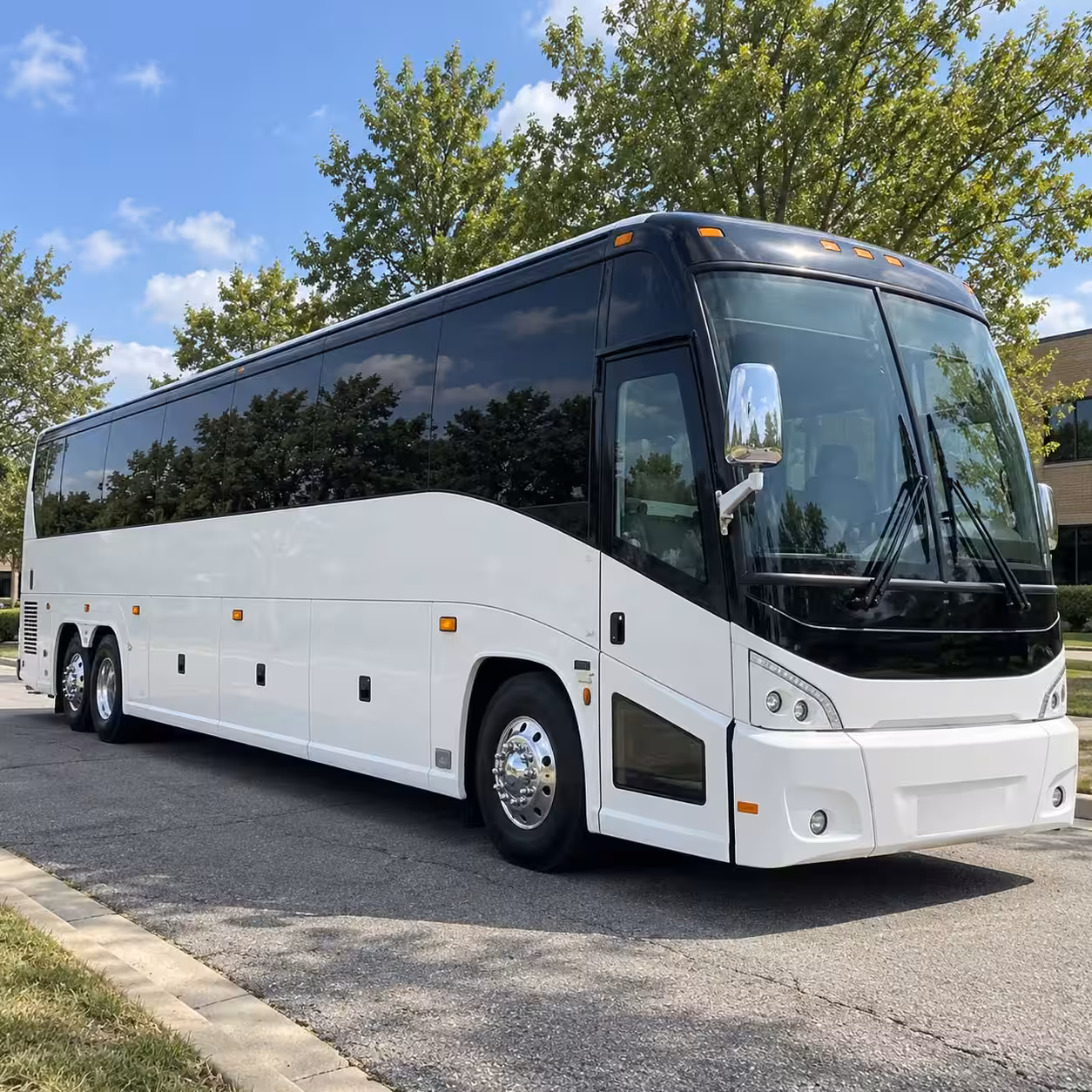 fan shuttles to emerald downs and auburn area horse racing events