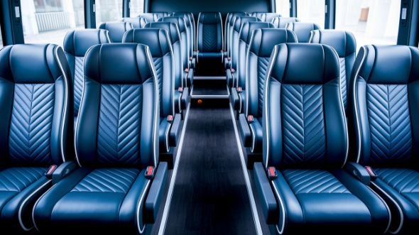 auburn 15 passenger minibus rental
